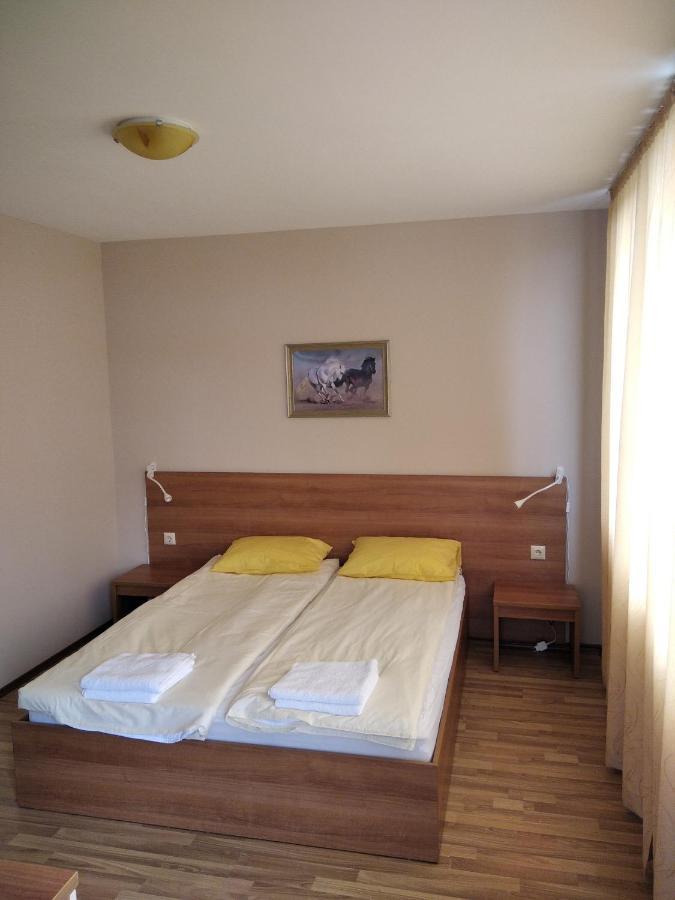 Victoria'S Apartments Nessebar Extérieur photo